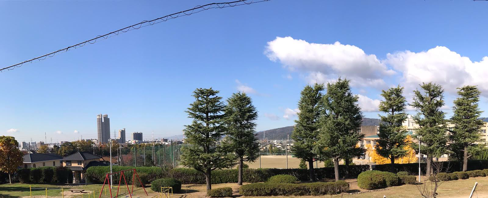 今日は 良い天気ですね！八幡靴工房からの景色もスッキリ！