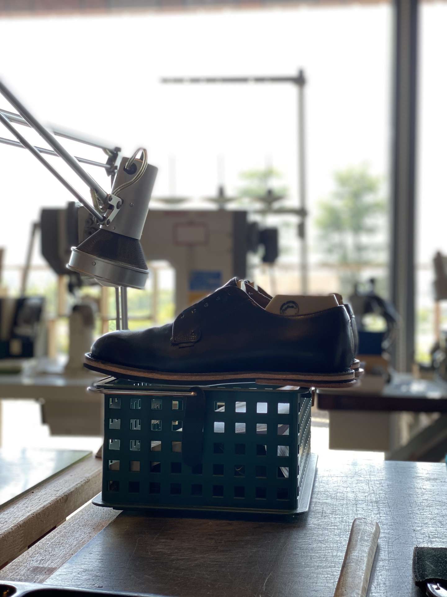 足を想って自由につくる《靴教室》